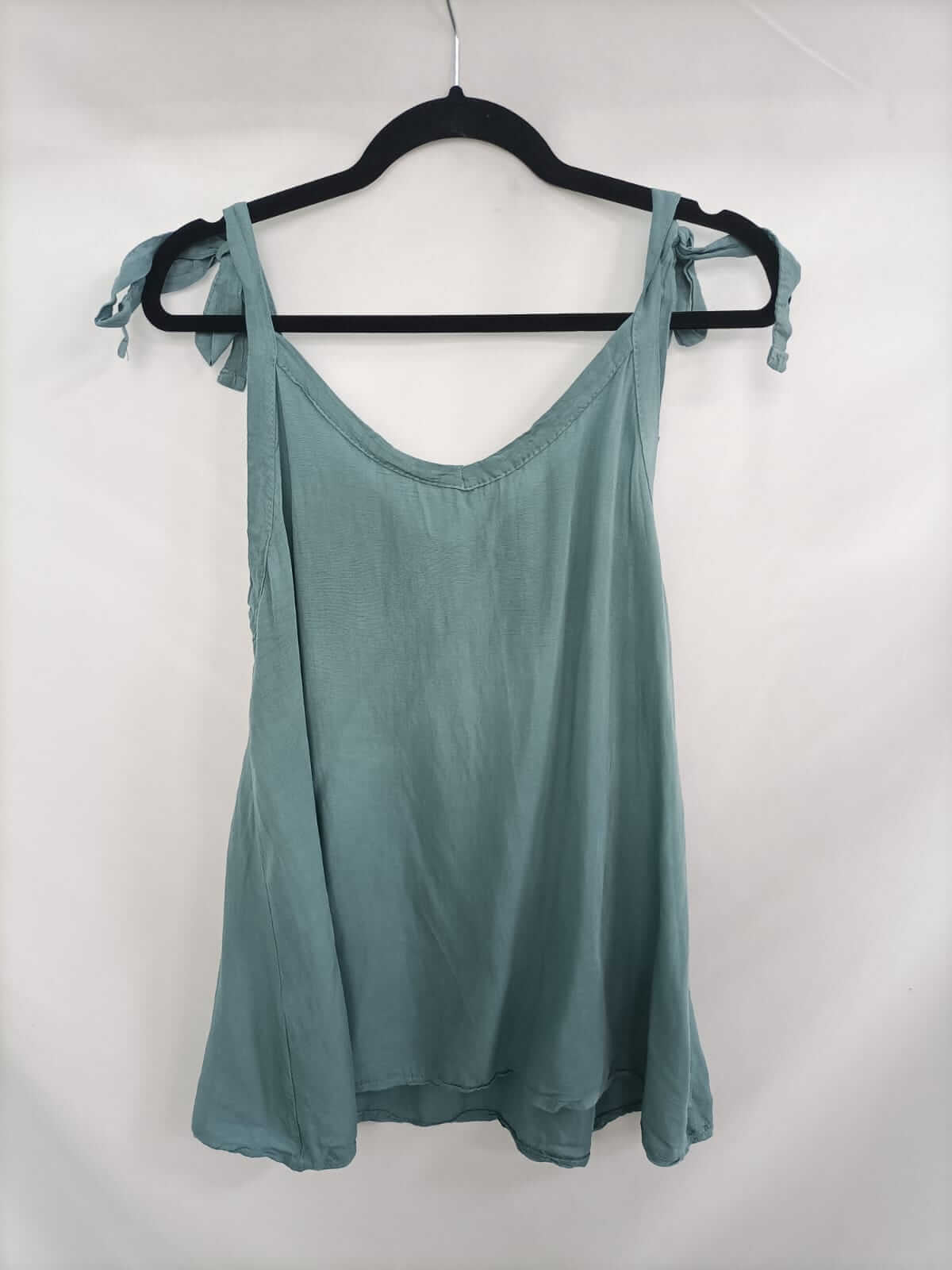 OTRAS. Top verde agua tu (m/l)