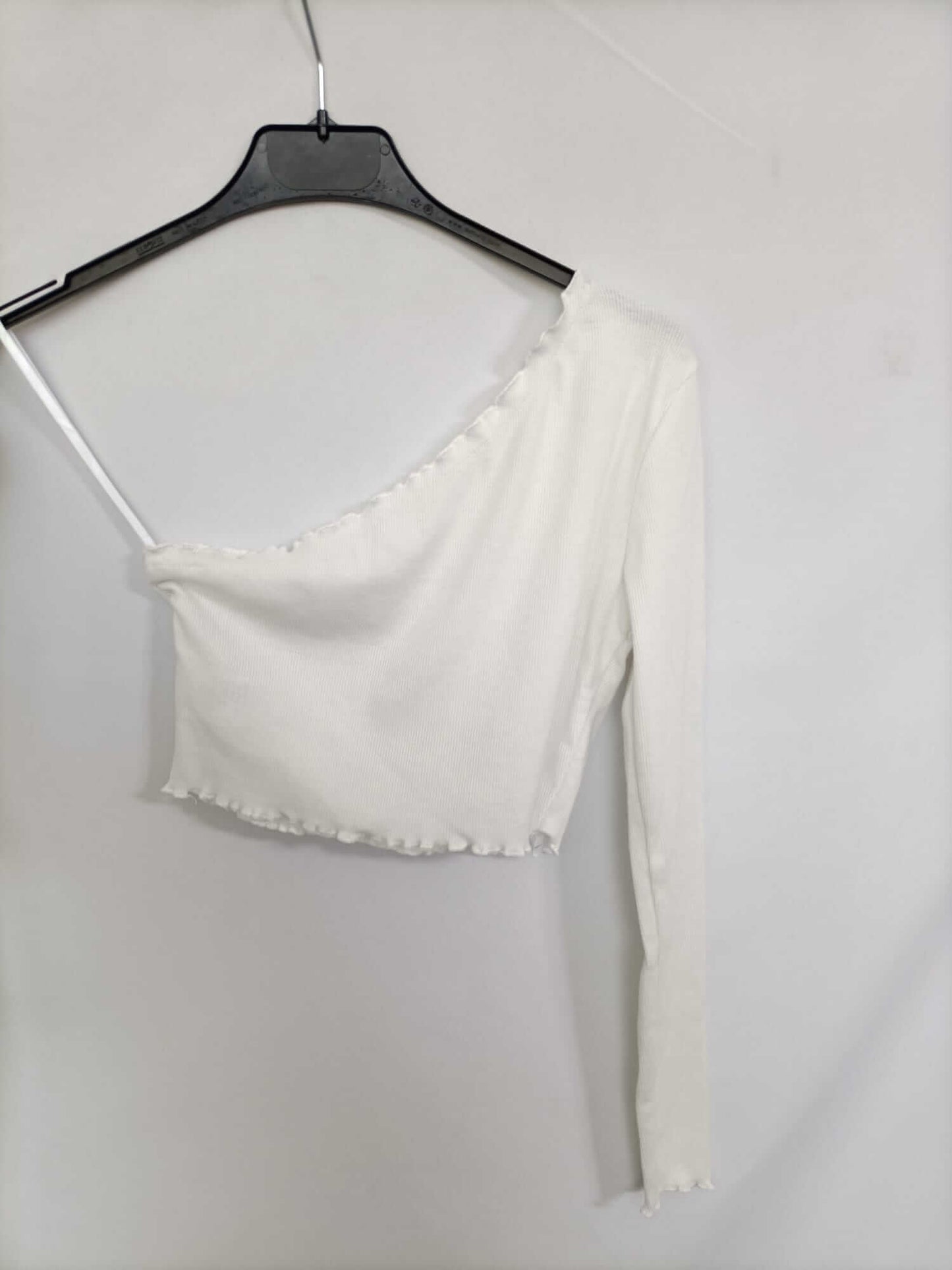 SHEIN. Top blanco canalé T.s