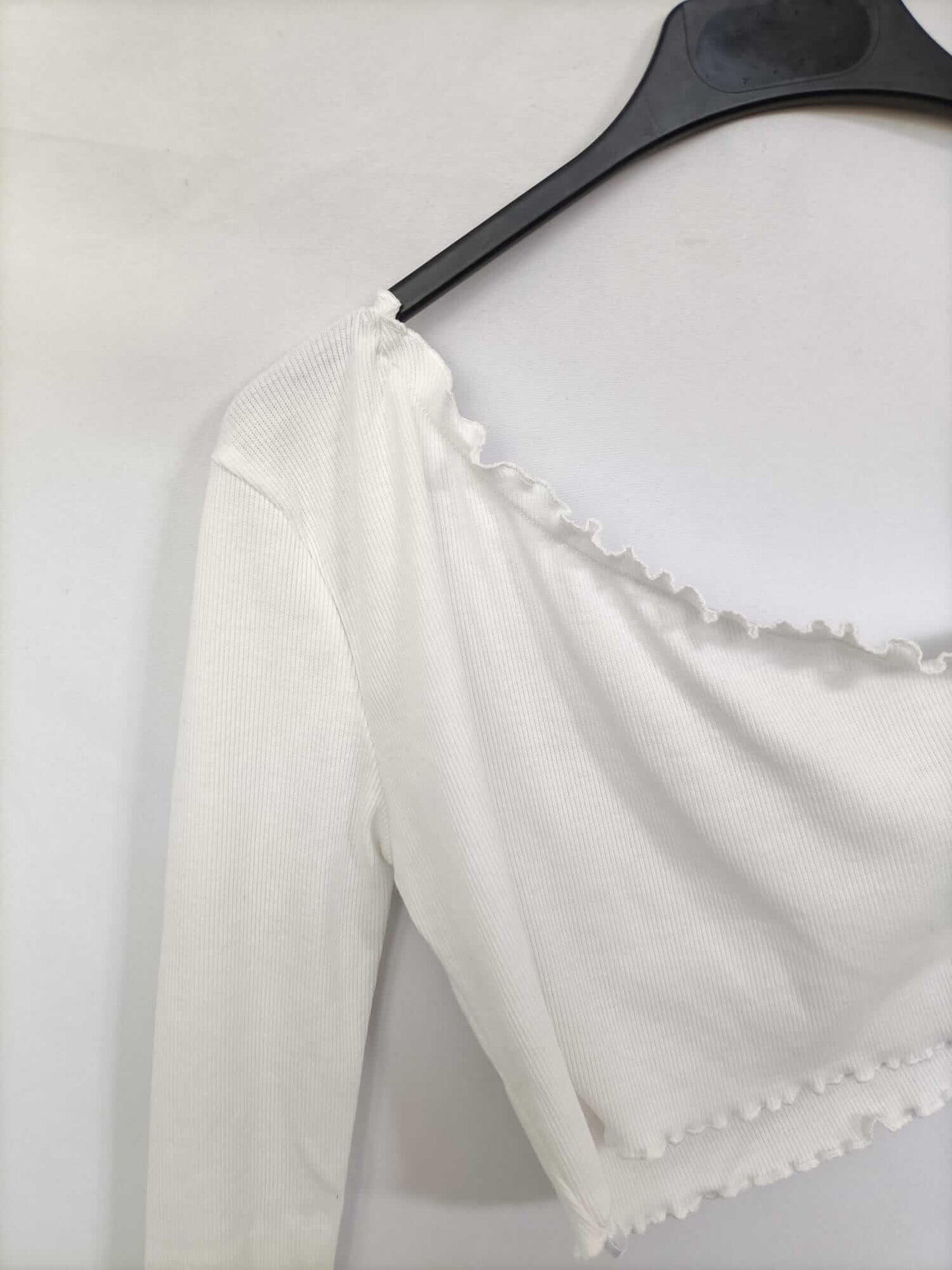 SHEIN. Top blanco canalé T.s