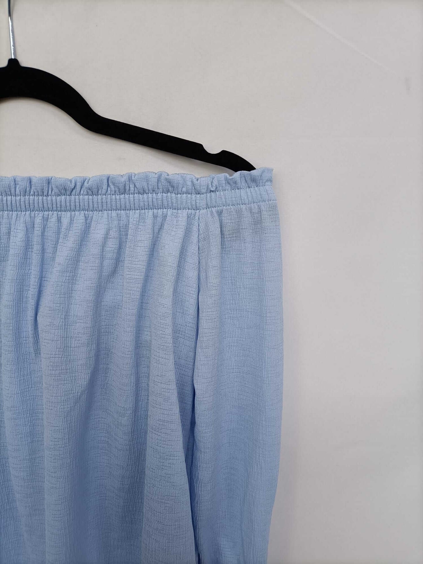 BERSHKA. Blue boat-neck top T.xs