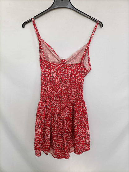 SHEIN. Mono rojo flores T.s