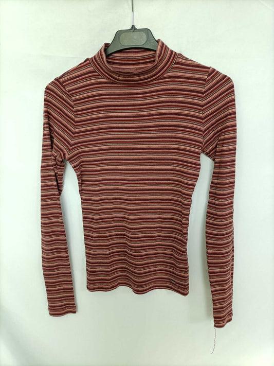 HOLLISTER. Striped T-shirt
