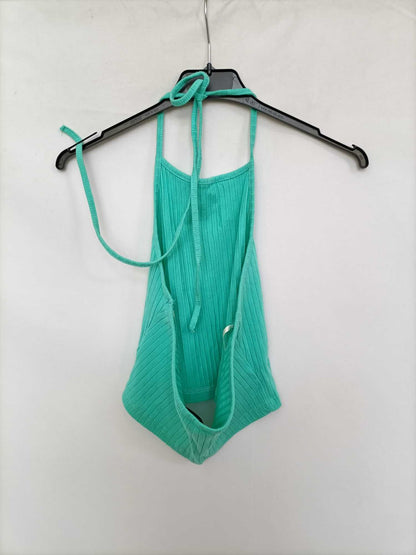 SHEIN. Croptop verde canalé T.s