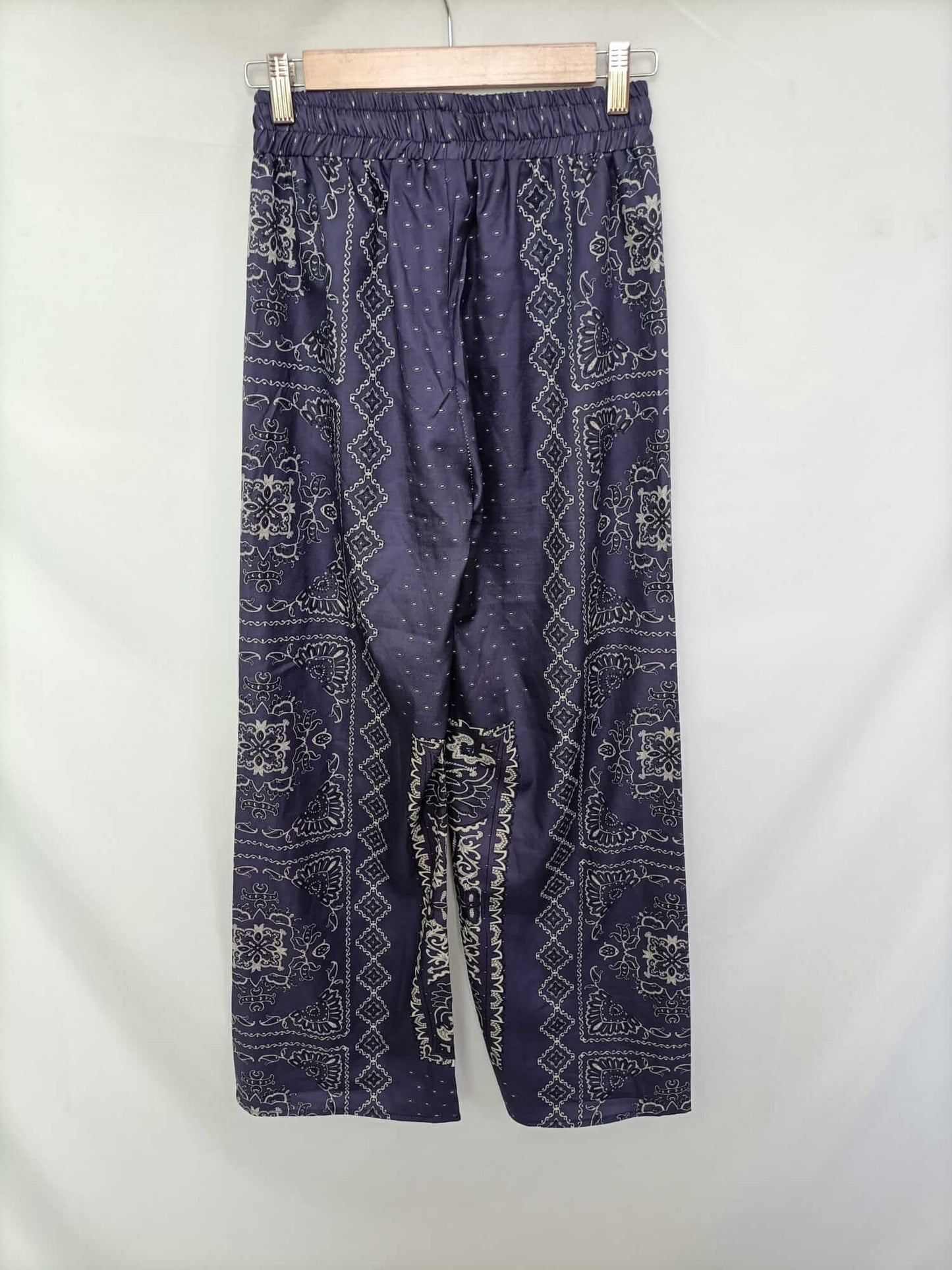 OTRAS. Pantalón culotte azul amebas T.s