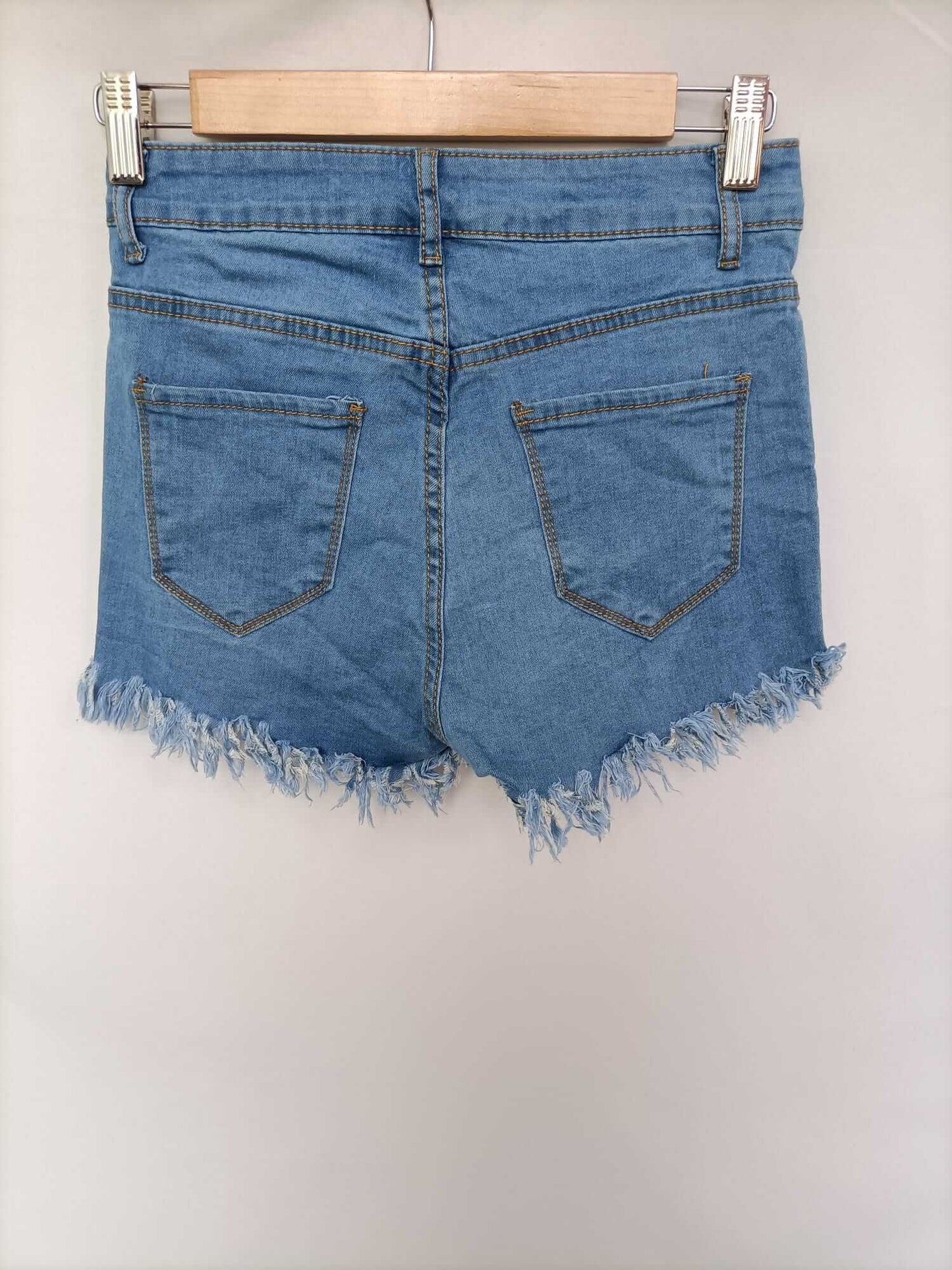 SHEIN. Shorts denim T.s