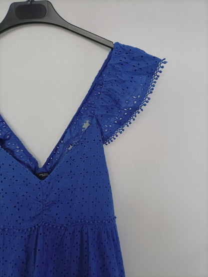 ZARA. Vestido midi troquelado T.xs