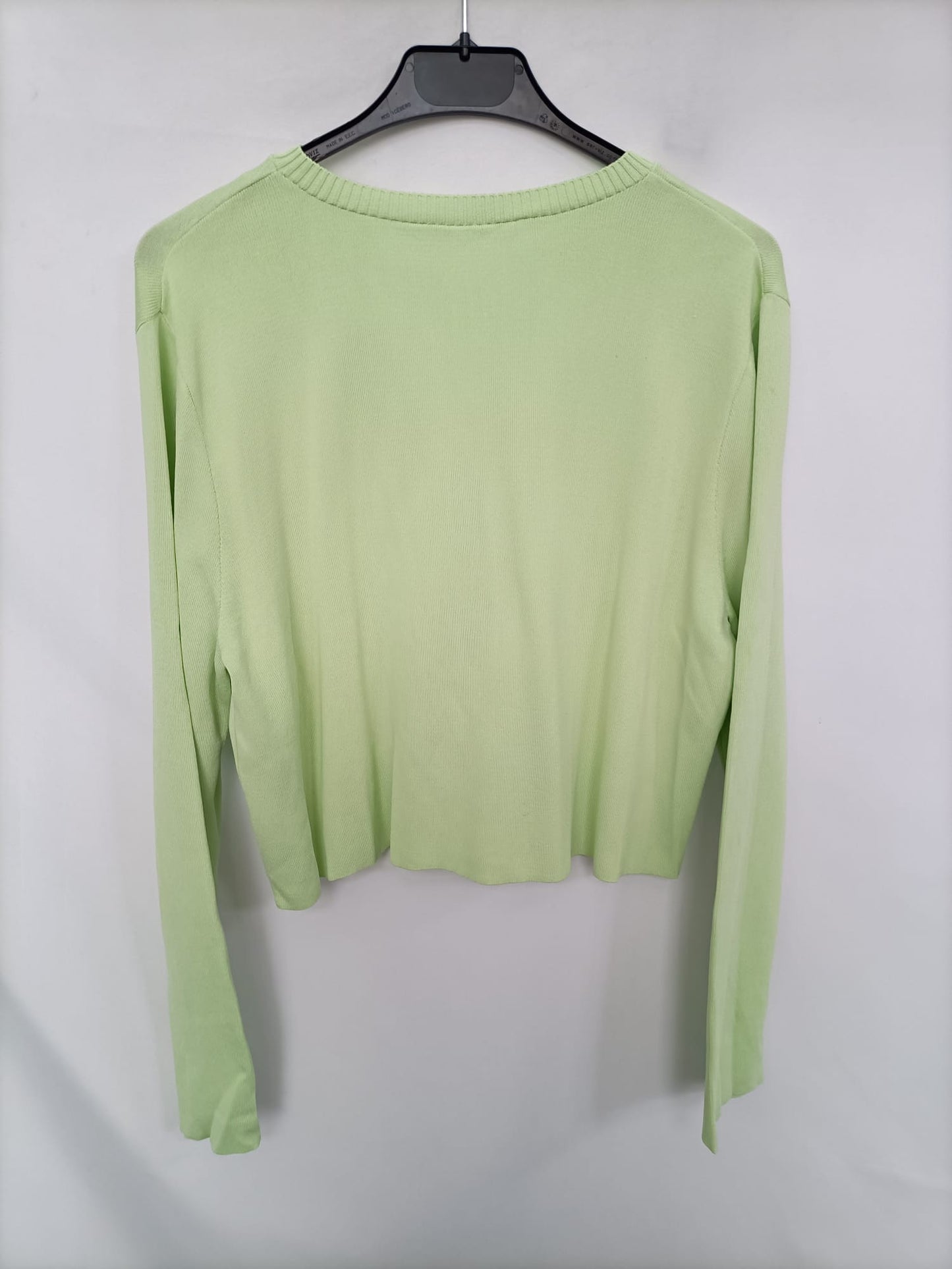 ZARA. Rebeca elástica verde T.s