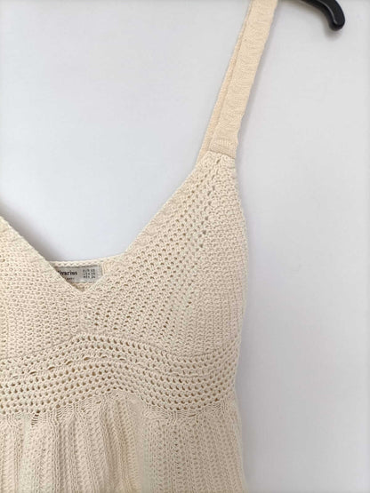 STRADIVARIUS. Beige T.xs top