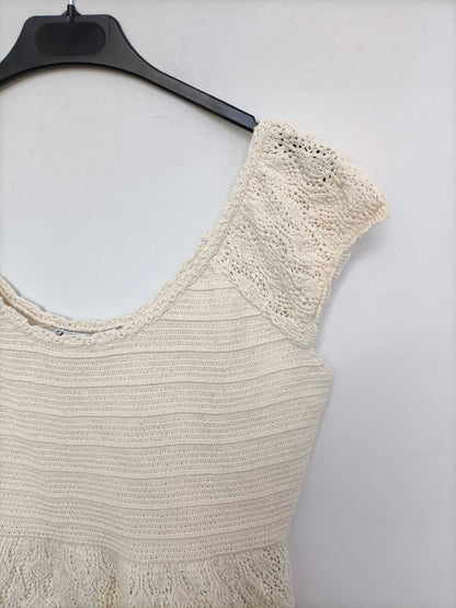 ZARA. Beige Ts knit top