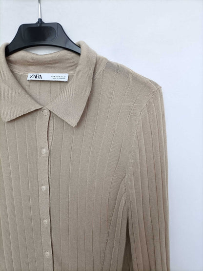 ZARA. Top beige canalé T.m