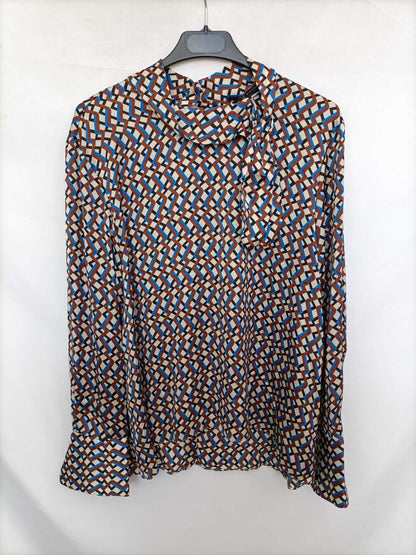 ZARA. Blusa reto lazada T.m