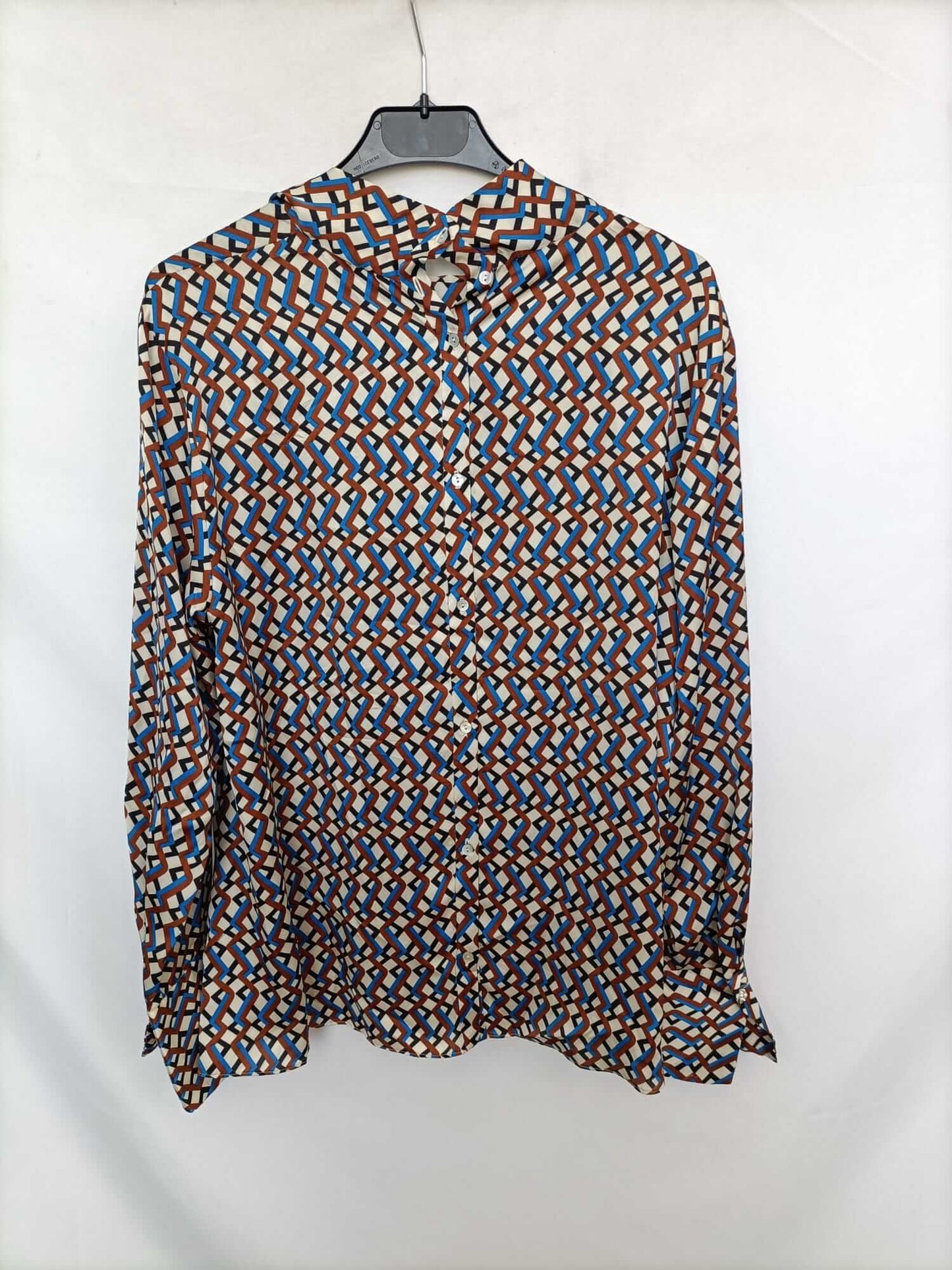 ZARA. Blusa reto lazada T.m