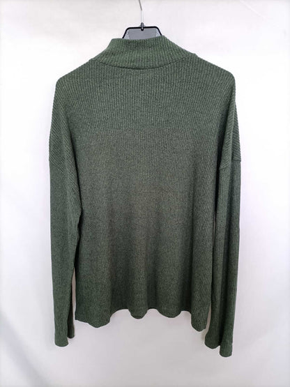 STRADIVRIUS. Jersey verde botones T.m