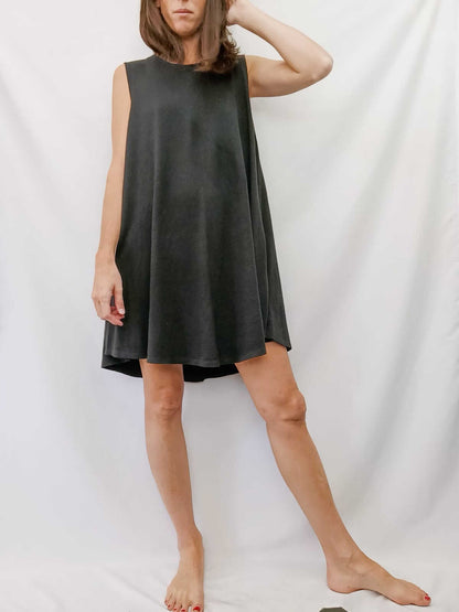 BRANDY MELVILLE. Vestido corto negro Tu (S/M)