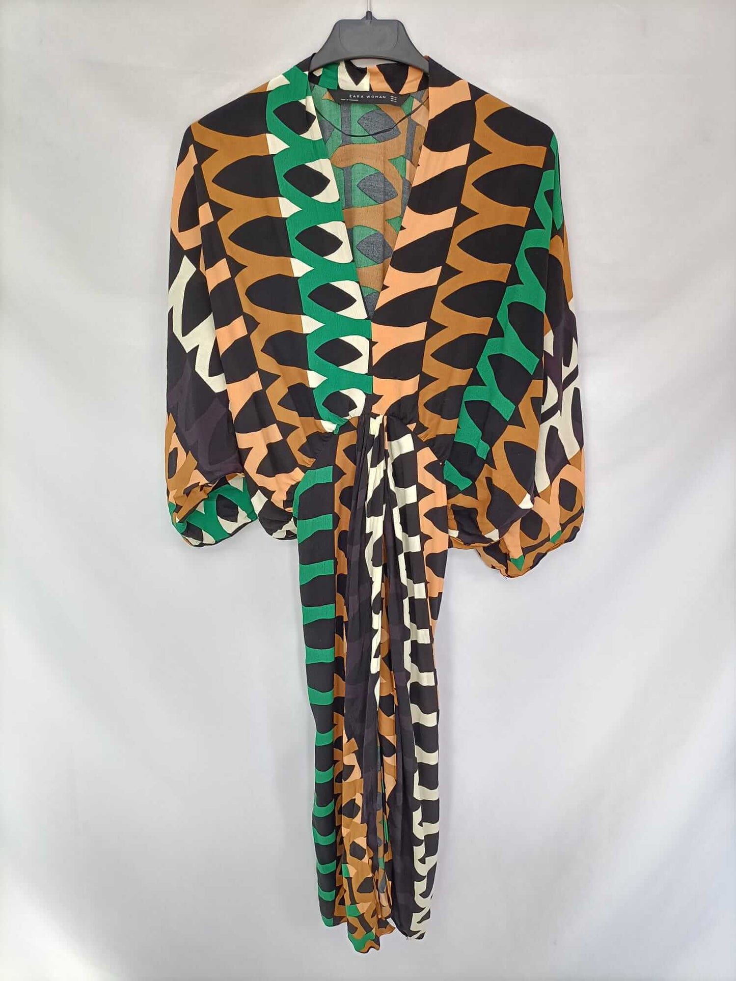 ZARA.Vestido midi estampado T.xs