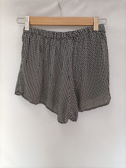 BRANDY MELVILLE.Shorts negros T.s