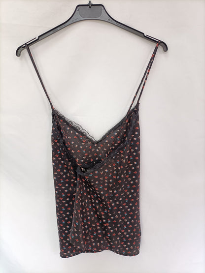 ZARA.Top lencero negro flores T.s