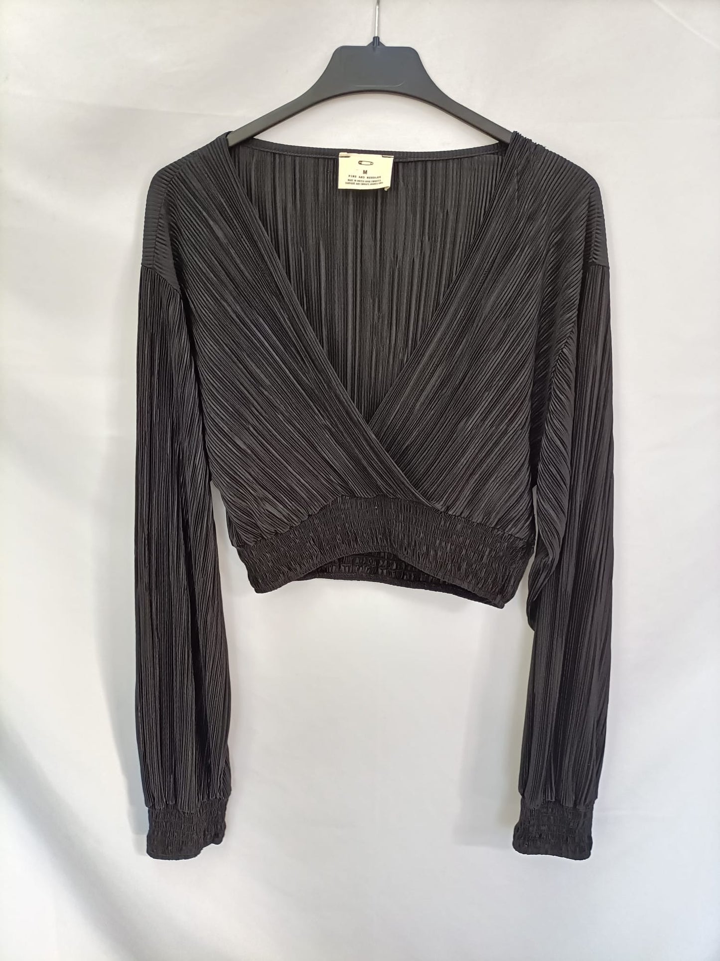 PINS&amp;NEEDLES.Tm pleated black top