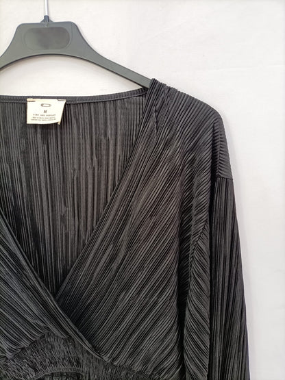 PINS&amp;NEEDLES.Tm pleated black top