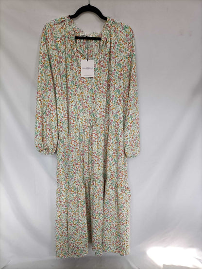 GLAMOROUS.Vestido largo beige T.52