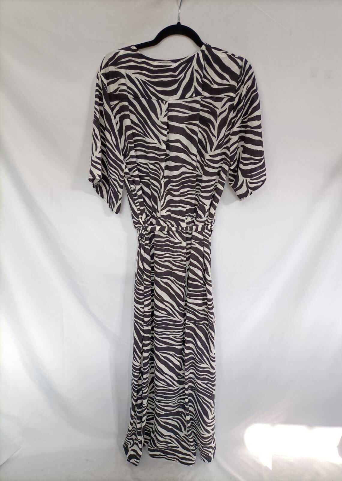 NEW LOOK.Vestido estampado cebra T.52