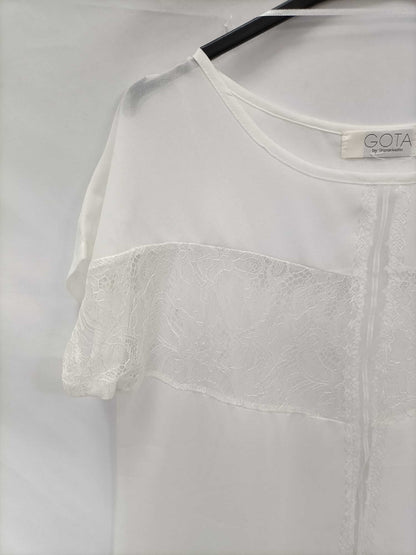 GOTA. Blusa blanca encaje Tu (s/m)