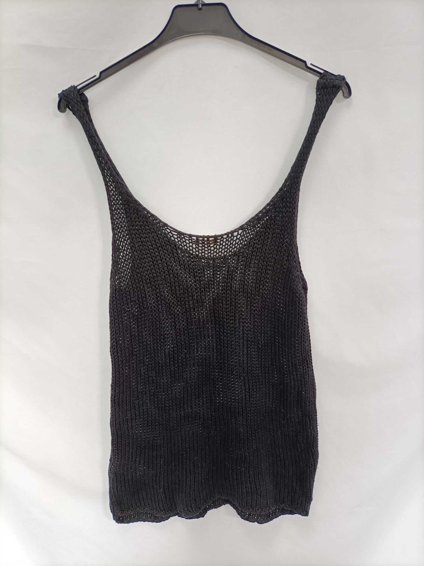 OYSHO. Top punto negro T.s