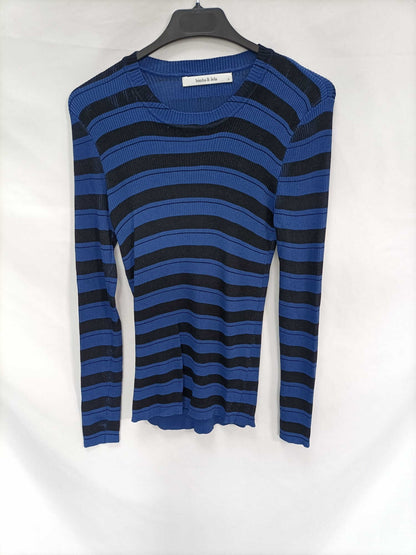 BIMBA Y LOLA. Top rayas azul y negro T.s