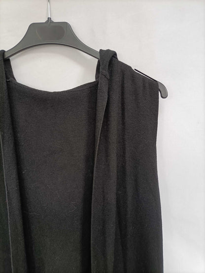 OTRAS. Chaleco punto negro Tu