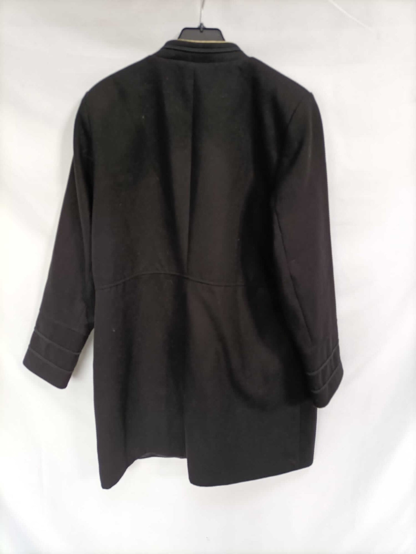 ELOGY. Abrigo negro botones dorados T.xl