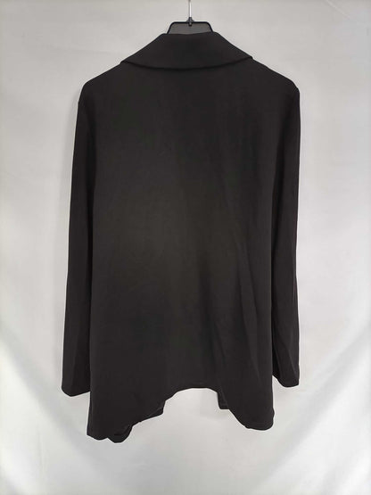 PRIMARK. Blazer negra fluida T.44