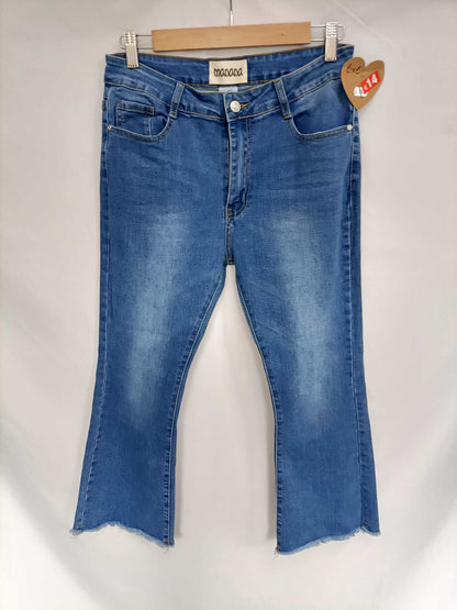 MANANA. Pantalón denim campana T.xl