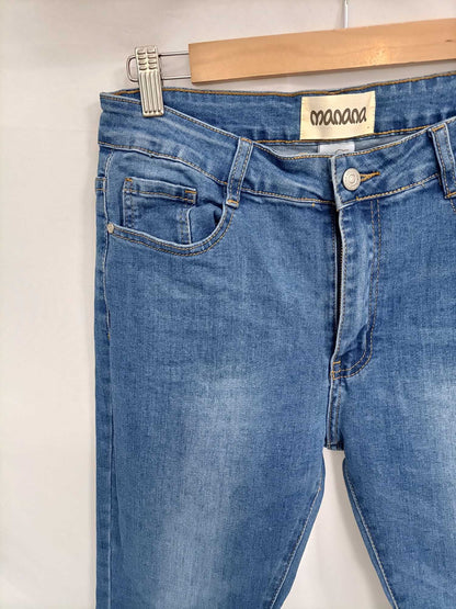 MANANA. Pantalón denim campana T.xl