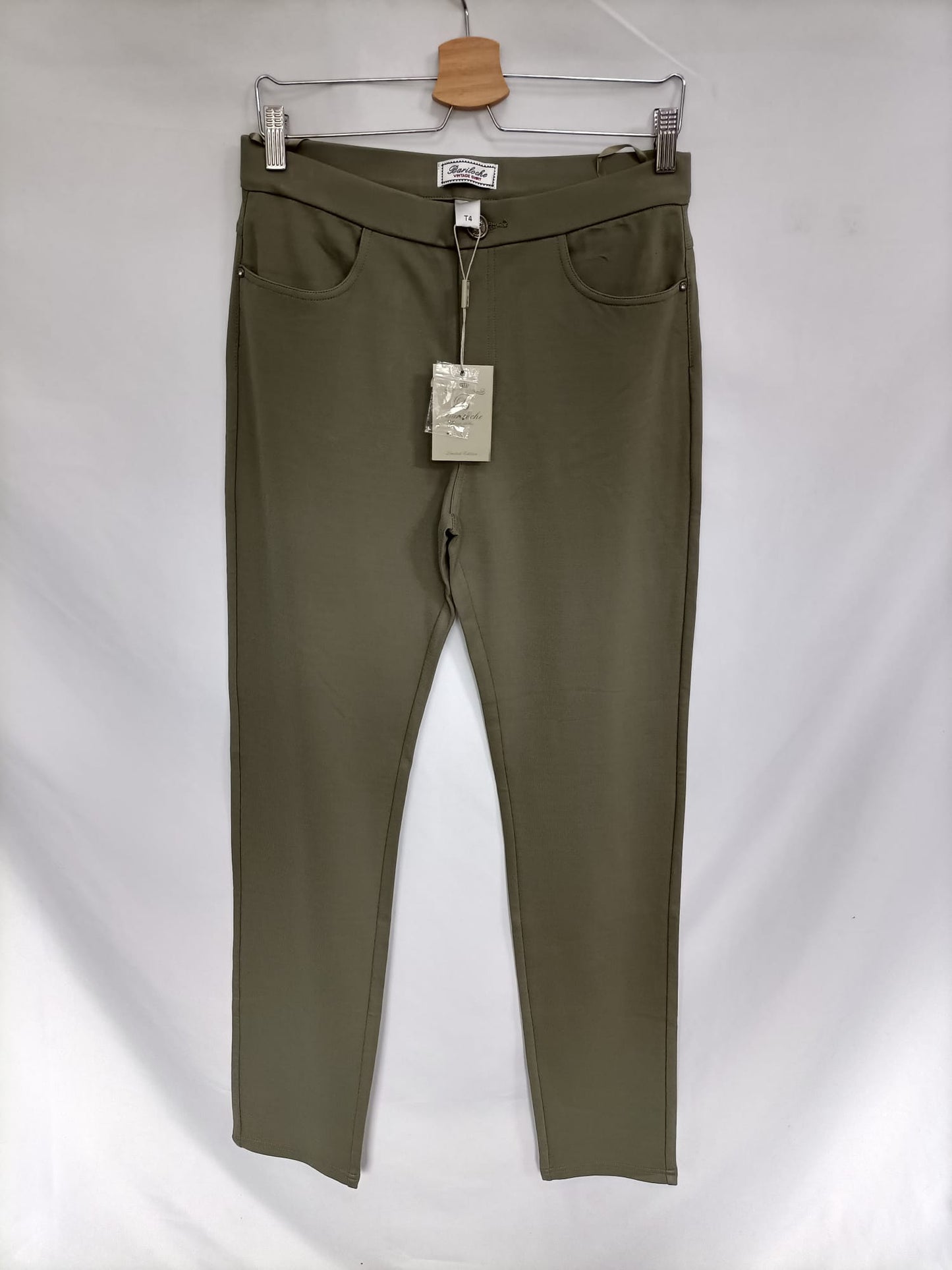 BARILOCHE. Pantalón verde caqui elástico T.xl