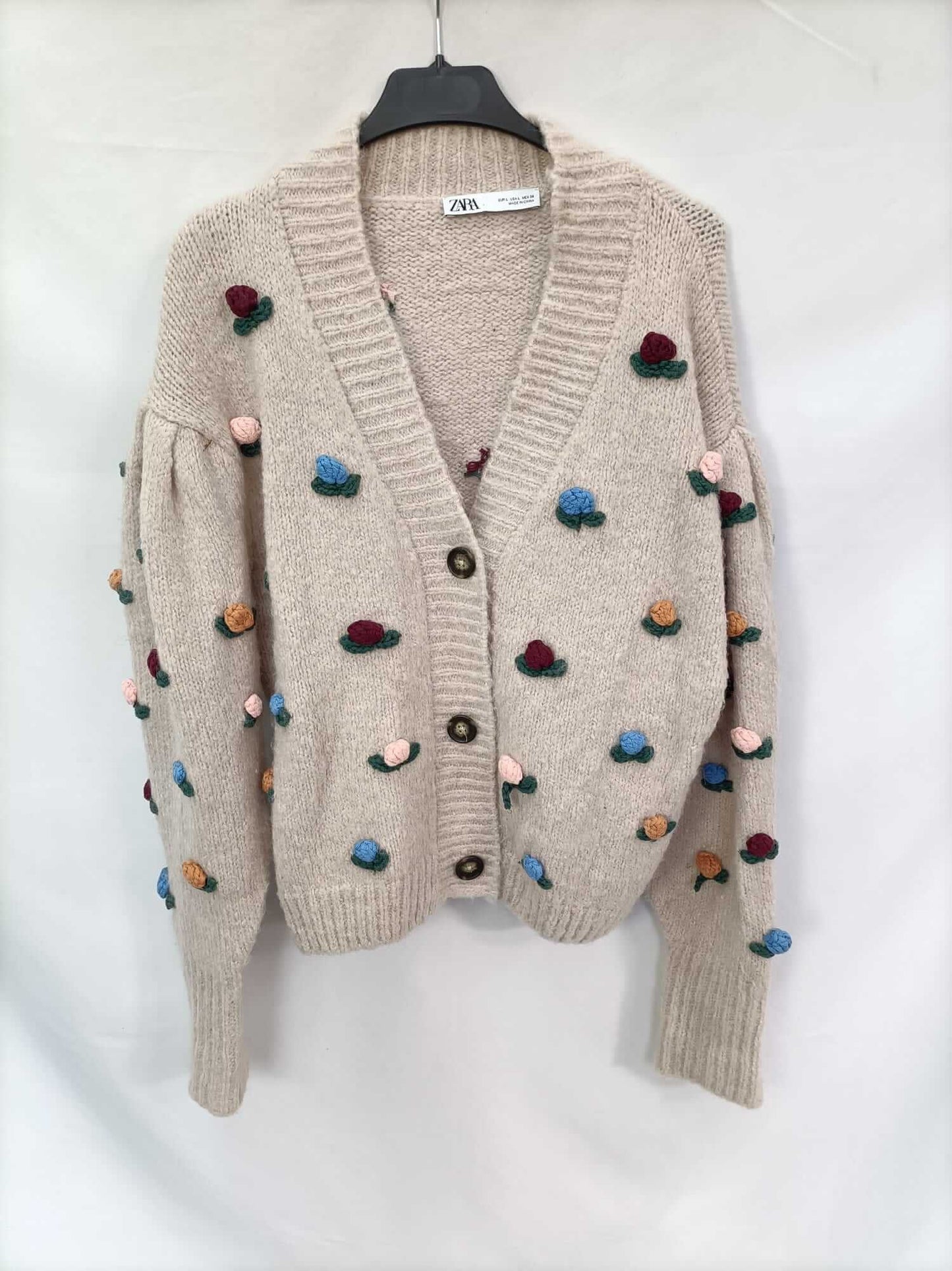 ZARA. Beige floral cardigan Tl