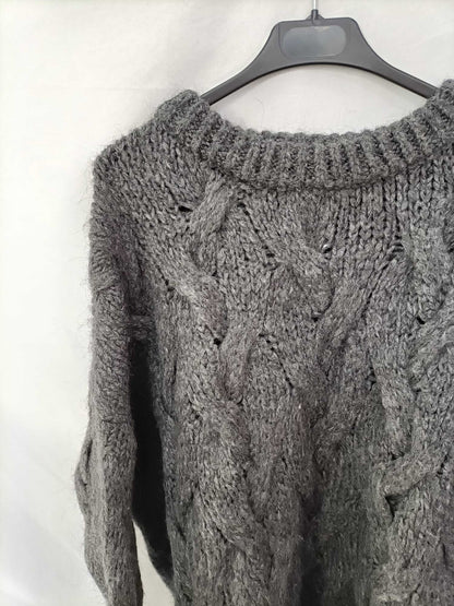 ZARA. Grey cable-knit sweater Tm