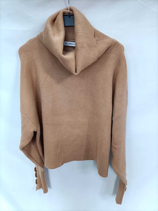 ZARA. Camel pearl sweater Tl