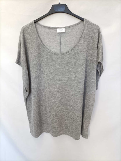 VILA. Heathered T-shirt, size XL