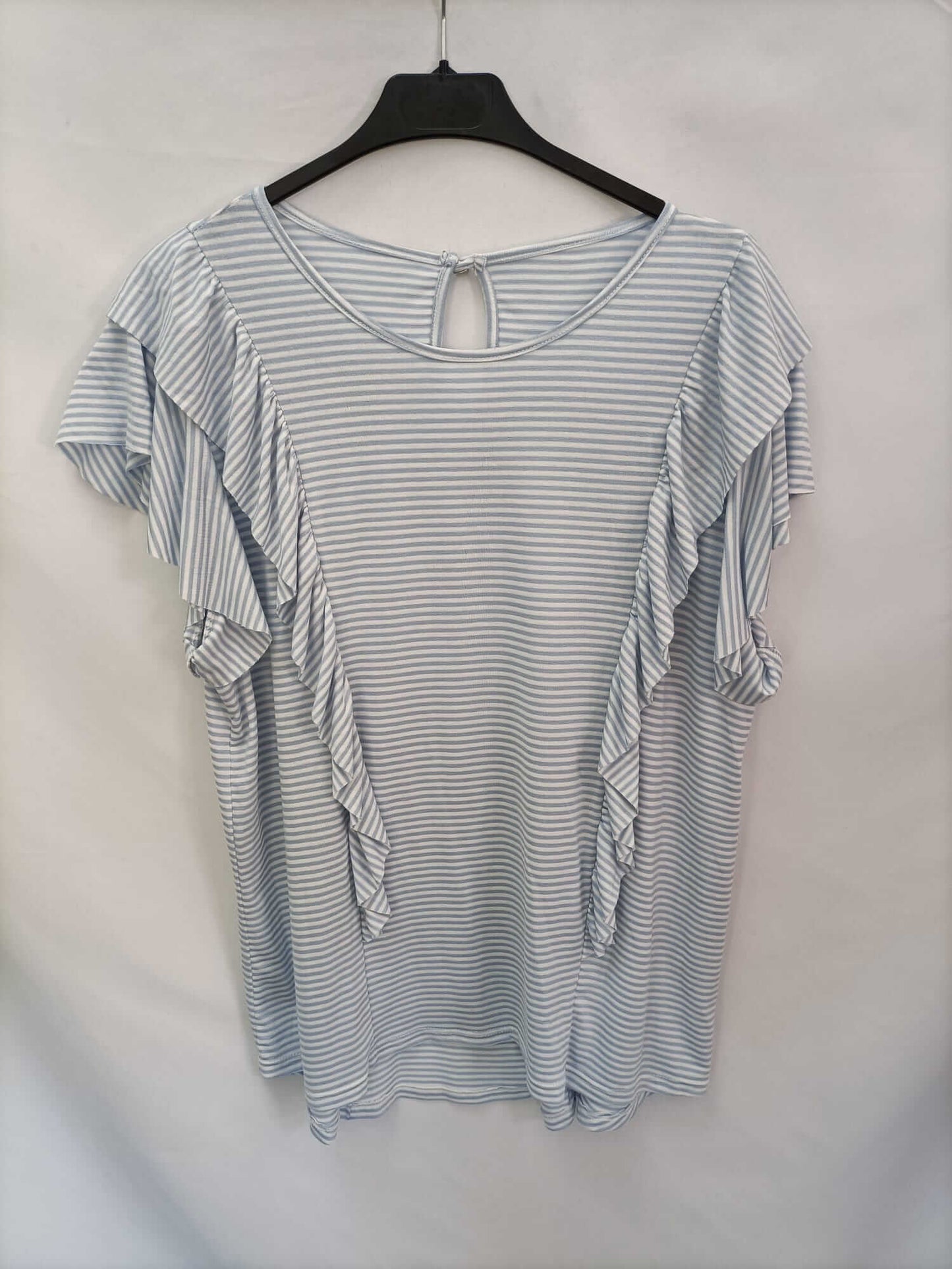 OTRAS. Camiseta rayas y volantes Tu (l/xl)