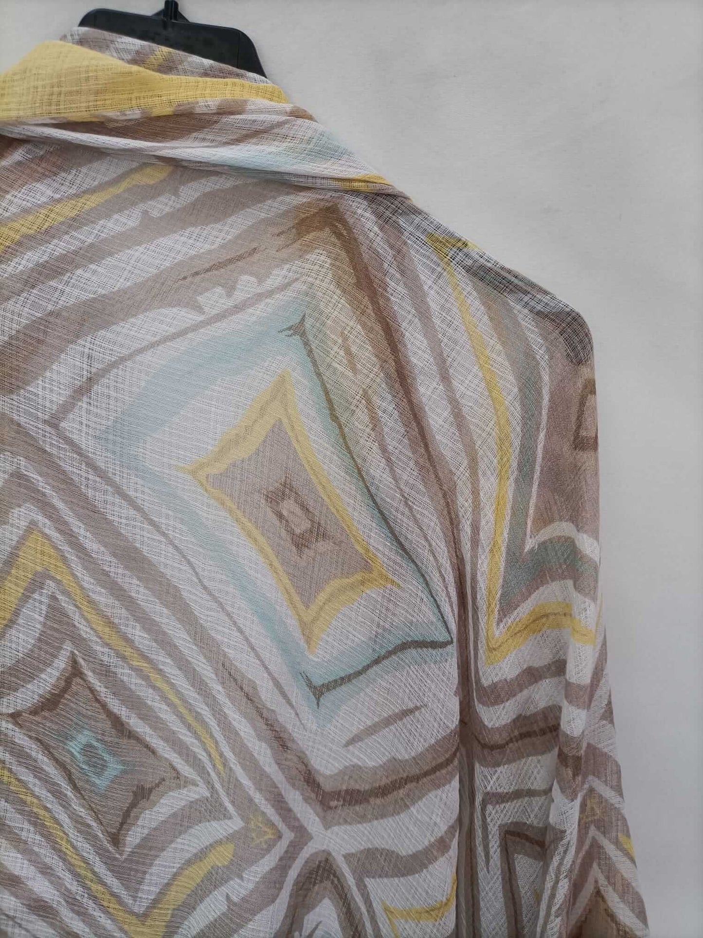 OTRAS. Fular geométrico