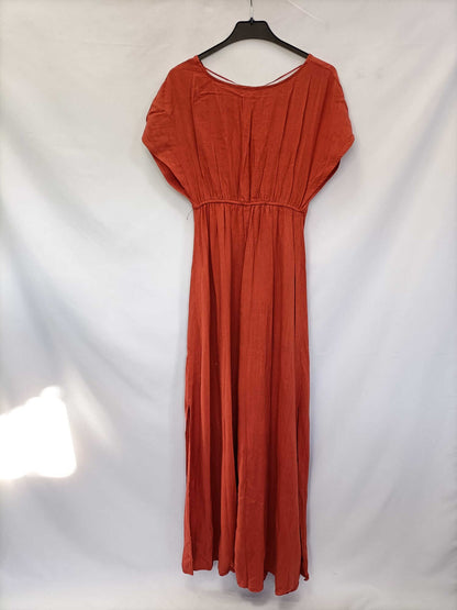 FORMULA YOUNG. Long tile dress size 36