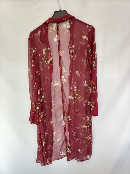 BERSHKA. Burgundy floral Ts overshirt