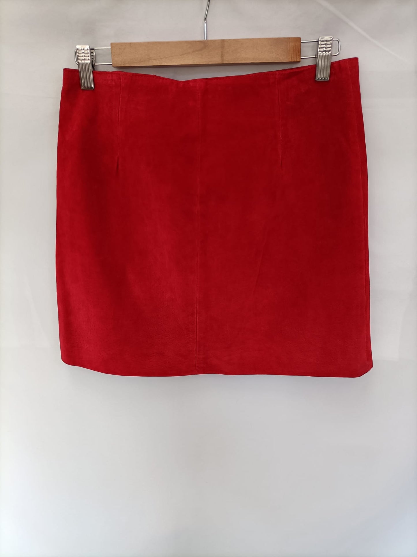 MANGO.Falda roja piel T.s