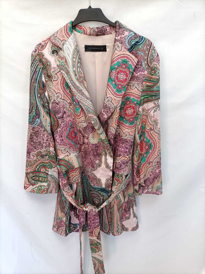 ZARA. Tm rose printed blazer