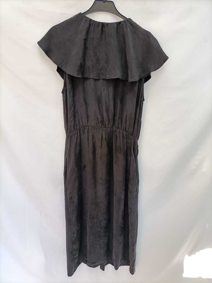 ZARA. Vestido largo negro volante T.l