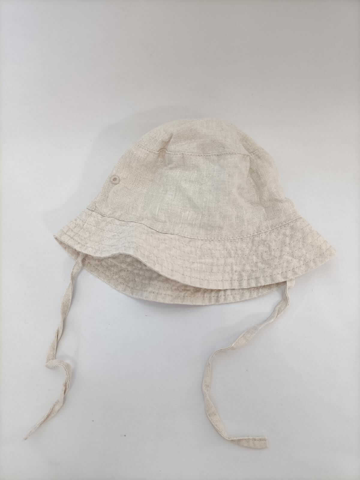 H&M. Bucket beige algodón T.3m