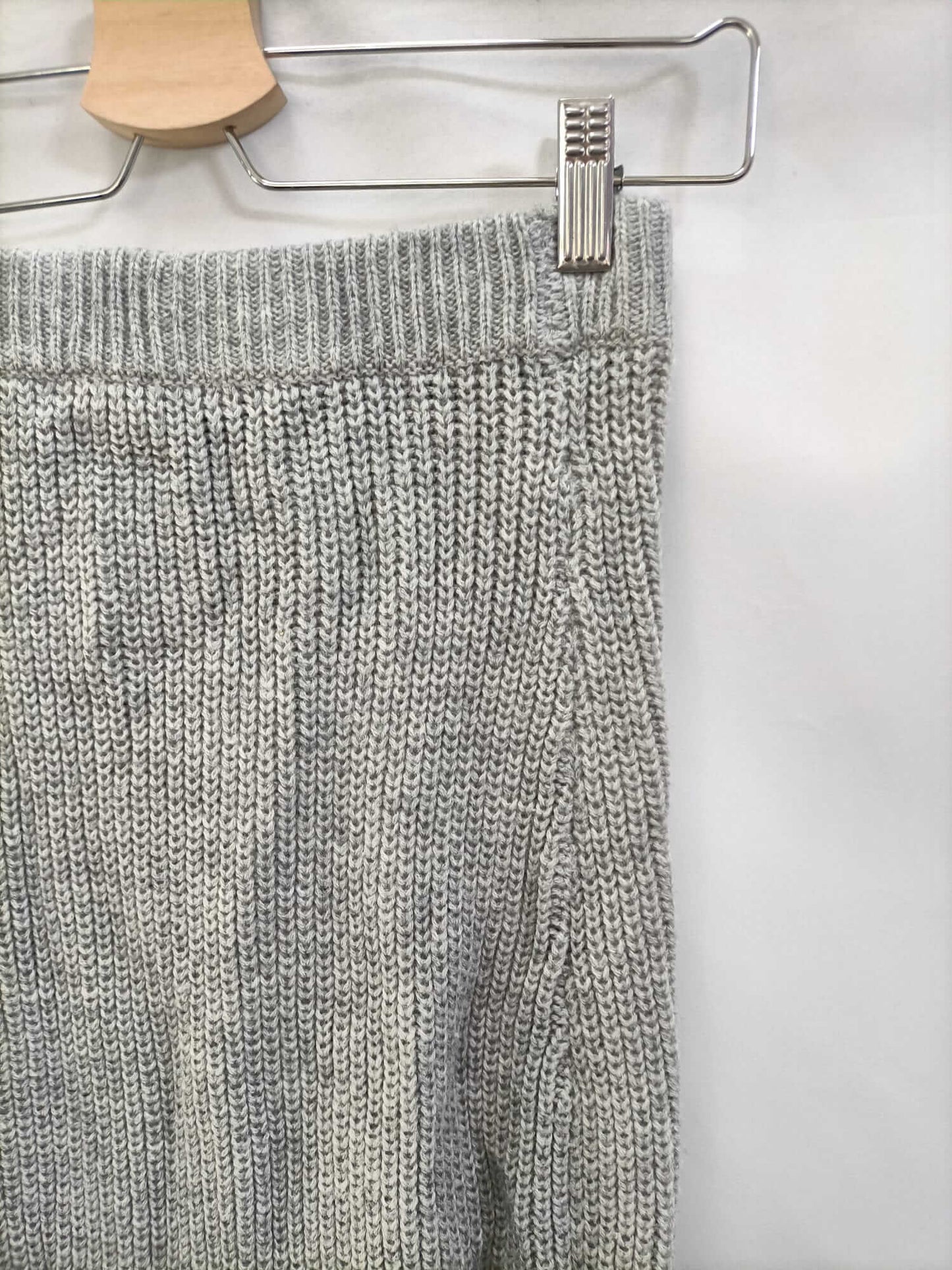 MAJORELLE. Grey knit Ts skirt