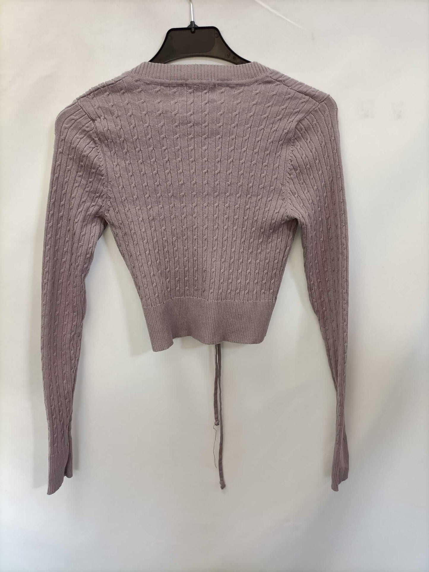 PRETTYLITTLETHING.Top punto morado. T.s