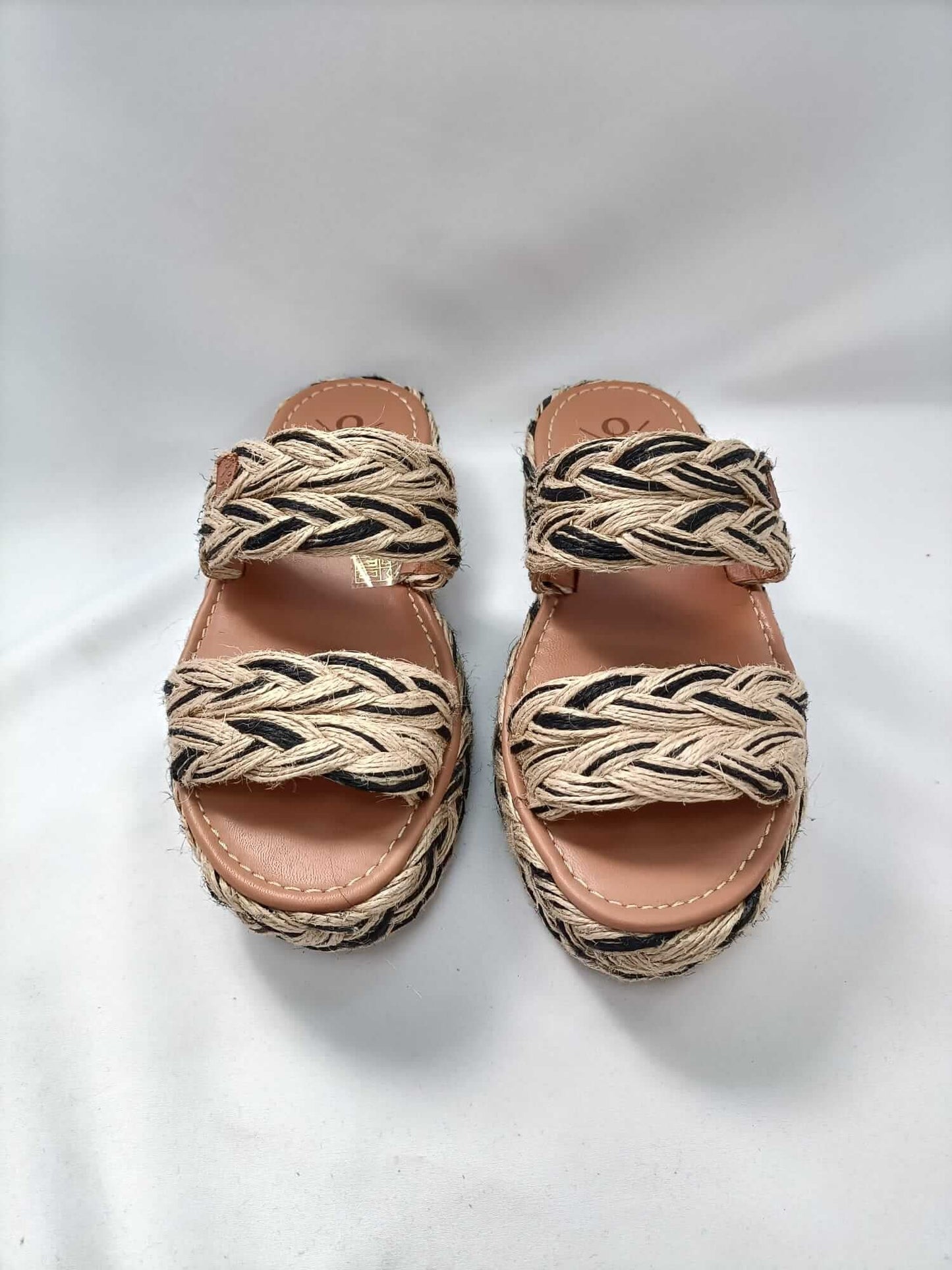 POPA. Sandalias rafia T.37