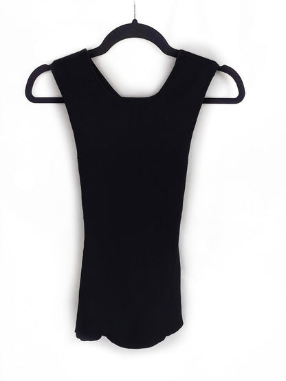 ZARA. Top negro talla L